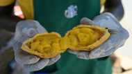 Senegalese go wild for prized 'maad' fruit
