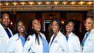 Beautiful photo of family where all 6 siblings are doctors surprises many on social media