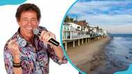 Barry Williams' net worth 2024: What does he do for a living now?