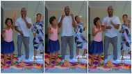 Heartwarming video of caring dad dancing with his two daughters on a bed evokes joy: “They won't let me sleep”