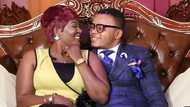 Obinim gifts wife G-Wagon & Bentley; gives away 12 other luxury cars in church (video)