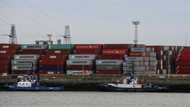 US exports hit new record in June, lowering trade deficit
