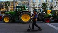 Unions join Spanish farmer protests on third day