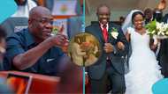 “This is beautiful”: Kojo Oppong Nkrumah celebrates wife Akua with flowers and a kiss at her birthday