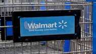 Walmart narrowly lifts forecast as inflation stays consumer concern