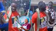 Cook-a-thon In Tamale: Chef Failatu's hubby exhibits bravery as he flaunts massive snakes in video