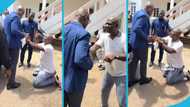 Appiah Stadium kneels and begs Energy Minister John Jinapor to end Dumsor in the Ashanti Region