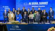 Leading AI firms pledge 'responsible' tech development