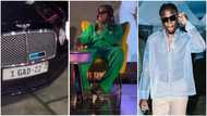 Stonebwoy: Musician storms music video premiere of Gidigba song in customised car; fans react