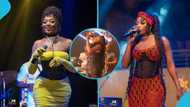 Ghanaian singer Efya looks splendid in a short black tassel dress to perform in New York