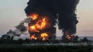 Fire at Iraqi oil refinery injures 10: civil defence