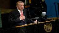 Israeli, Turkish leaders meet as tensions ease