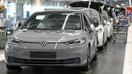 As electric shift stalls, Volkswagen weighs up savings