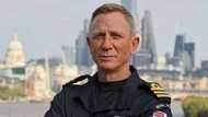 Daniel Craig says cheers to 007 and hello to Hollywood walk of fame star