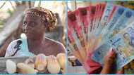 Ghanaian woman who has been selling corn for 40 years says she spends maximum GH¢10 daily