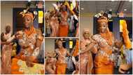 Bride steals show at her wedding with amazing Shaku Shaku and waist dance moves