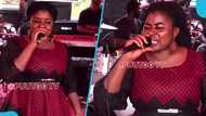 King Paluta: Sunyani live band lead singer performs Makoma in 'praise and worship' style