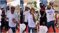 Shaxi: Shatta Wale Gets Ghanaians Laughing With Sassy Dance During Float