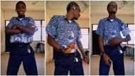 Accra High student whines his body as he dances in video, netizens gush: “Waist moves nu”