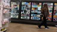 Retail sales in US rebound less than expected in February