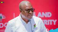 Mahama urges Aflao residents to resist attempts by Immigration officers to seize their Ghana cards