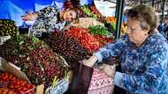 Russians struggle with 'crazy' prices