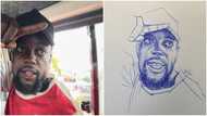 Talented artist draws mate in a public bus; his reaction after seeing the sketch melts hearts