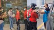 Delivery guy celebrated for helping stranded family on highway by buying petrol for them