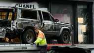 Thieves ram-raid Chanel store in Paris