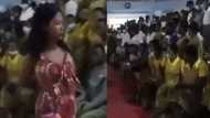 SHS girl modelling in heels at her school's fashion show falls in video; other students scream