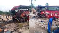 16 people dead after a head on collision of 2 VIP buses at Akyem Asafo