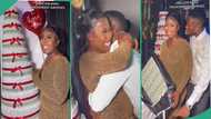 Man gets people envious as he proposes to lover with GH¢90,000 cash: "What if she changes her mind later?"