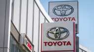 Toyota keeps net profit forecast despite production woes