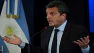 Argentina economy minister vows to respect IMF deficit deal