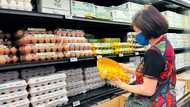 US consumer confidence hits lowest level since onset of pandemic