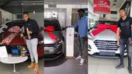 Friendship goals: 3 friends flex hard by buying cars at the same time; photos emerge