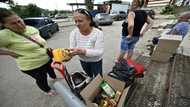 Desperate Ukrainians risk Russian shelling in food queues