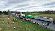 Polish truckers expand Ukraine border blockade as farmers join in