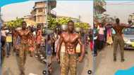 Shirtless macho man storms Kantamanto market, many stare at him in disbelief