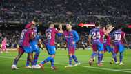 Barcelona end 2-game losing streak after coming from behind to beat Valencia at Camp Nou