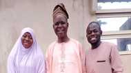Man and his wife visit their secondary school teacher to celebrate him; go viral