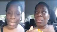 Homeless lady Bowed her head to pray for food only to Find a Woman Offering her food Right After