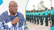 Interior minister threatens to dismiss immigration officers who escort guests while on duty