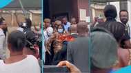 Alleged sika gari victims chase and hoot at Angel Asiamah at Amasaman court, video goes viral