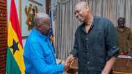 Dave Chappelle in Ghana: Talented US comedian meets Akufo-Addo in Jubilee House; photos pop up