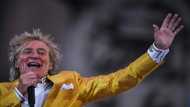 Rod Stewart banks $100 million for song catalog: report