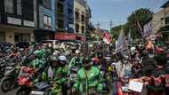 Indonesian gig drivers protest demanding lower app fees