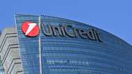 Awaiting Commerzbank, Italy's UniCredit bids for Italian rival