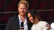 Harry & Meghan tour NYC together, Prince looks shy during speech about his wife