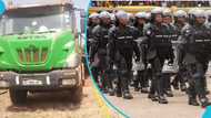 Police intercept truck carrying Agenda 111 project materials looted from construction site